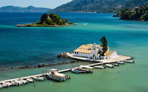 (P) Vacanță în Corfu, insula care a inspirat numeroși regizori de film