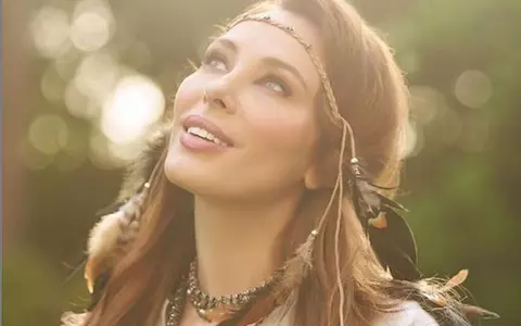 Cum arăta Iulia Vântur la debutul în televiziune. Ce frumusețe rară era la 25 de ani! FOTO spectaculoase!