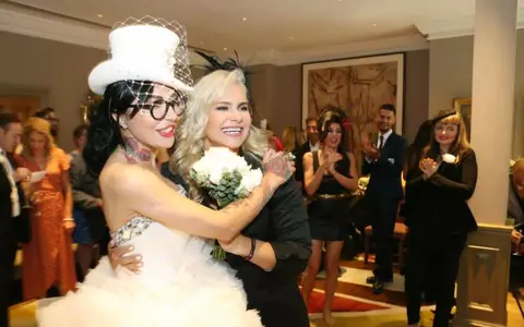 Paula Chirilă a prins buchetul de mireasă la nunta Wandei: „Sper să-mi găsesc jumătatea!”