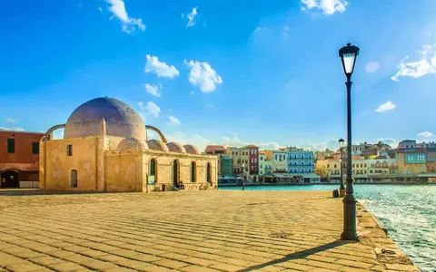 (P) Vacanță cu iz venețian și plaje spectaculoase în Chania