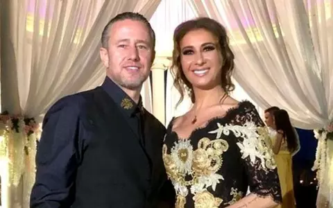 Anamaria Prodan și Laurențiu Reghecampf au divorțat deja? Apropiații au făcut declarații: "S-au despărțit de câteva luni"