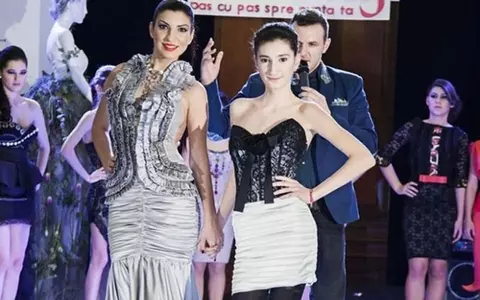 Sora Andreei Tonciu a ajuns de nerecunoscut. Lorena și-a pus silicoane și și-a operat nasul