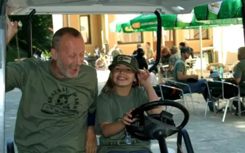 Andrei Gheorghe ar fi împlinit, astăzi, 59 de ani! Semnul divin primit de fiica lui