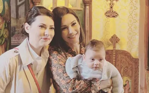 Prezentatoarea Mihaela Călin și-a botezat băiețelul. Nașa a fost colega și prietena ei, Andreea Berecleanu