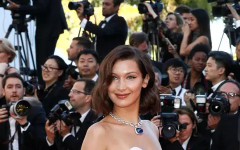 Bella Hadid a fost desemnată cea mai frumoasă femeie din lume! Modelul a surclasat-o pe Beyoncé