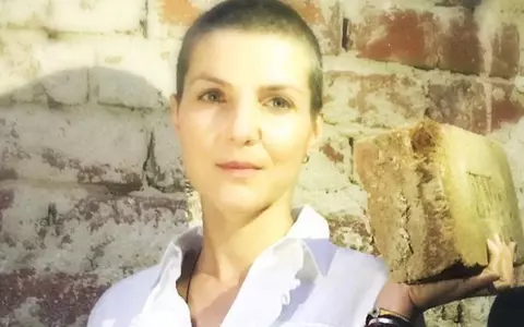 Cum a scăpat regizoarea de teatru Chris Simion de cea mai de temut boală: ”Slavă Domnului că există viață după cancer”
