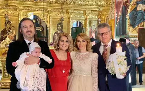Alessandra Stoicescu și-a botezat fetița. Gabriela Firea a fost nașa micuței