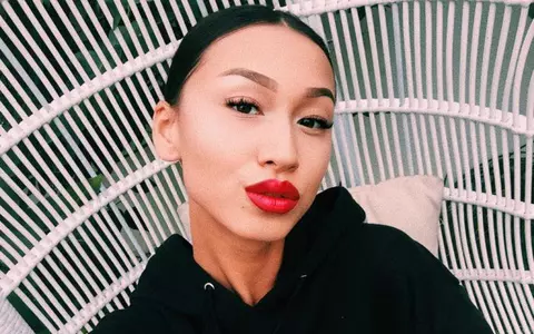 Cine e NADD HU, românca pe jumătate chinezoaică? A cochetat cu televiziunea și are un blog de succes