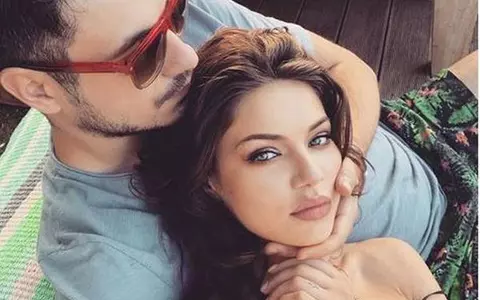 Cristina Ich a fost cerută de soție! Alex Pițurcă i-a oferit inelul chiar de ziua ei