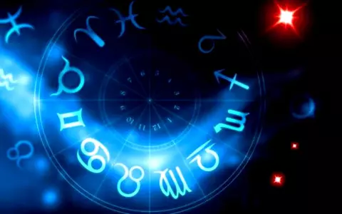 HOROSCOP decembrie 2019 - Nativii Vărsător sunt vedetele zodiacului în această lună