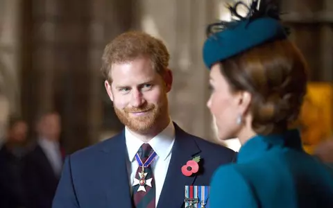 Kate Middleton și Prințul Harry au o intrare secretă în barul lor favorit! Cei doi o folosesc și acum