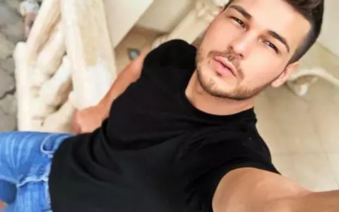 Gestul extrem pe care Răzvan Botezatu l-a făcut pentru iubitul său: “Cred că o să leșine când mă vede!”