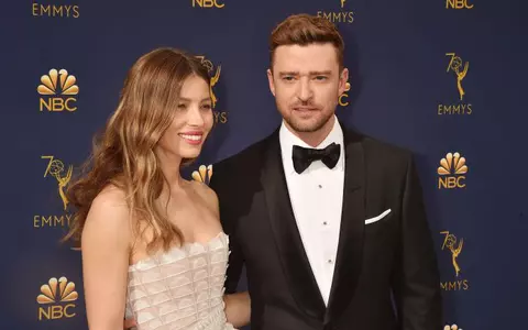 Justin Timberlake, bănuit că o înşală pe Jessica Biel. Actorul a fost surprins ținându-se de mână cu Alisha Wainwright, iubita lui din filmul „Palmer”