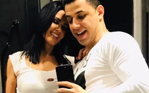 Oana Zăvoranu, detalii picante din dormitor. Alex Ashraf s-a rușinat. „Pot să plec din emisiune?"