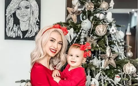 2019, anul în care cele mai multe vedete au devenit mame! 19 celebrități din România au născut!