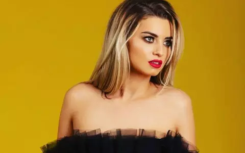Cine este Elena Bozian de la Vocea României. A reușit, deși nu are studii muzicale și i s-a spus că nu e suficient de talentată