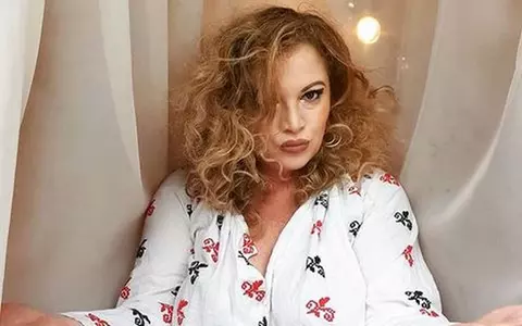 Oana Lis, dezvăluire șocantă de Sărbători: ”Mi-aș fi dorit ca mama mea să fie puternică și să divorțeze, nu mi-a plăcut că a stat până a și murit din atâtea bătăi”