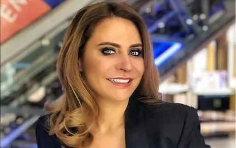 Cum să te îmbraci de Crăciun – sfaturi de la Adina Buzatu