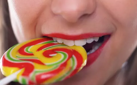 Trucurile care te ajută să scapi de pofta de dulce. Slăbeşti rapid şi sănătos!