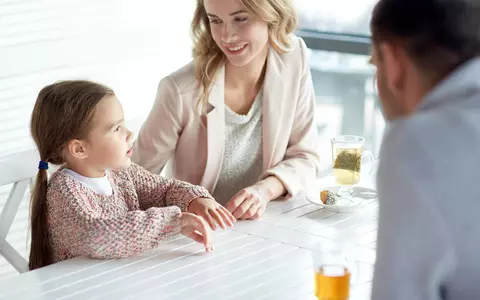 Tipuri de complimente pe care trebuie să le faci copilului tău