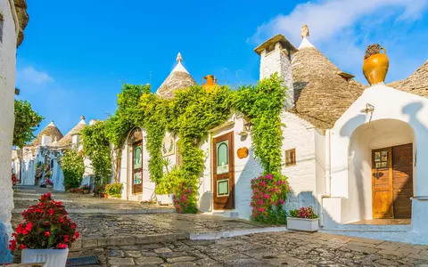 (P) Descoperă orașe desprinse din povești în idilica regiune Puglia