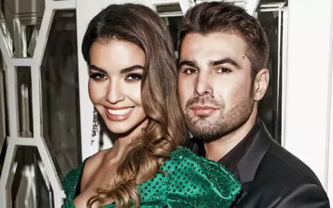Ce simpatic este băiețelul lui Adrian Mutu la aproape 3 ani! Sportivul și soția sa și-au dus copilul în vacanță