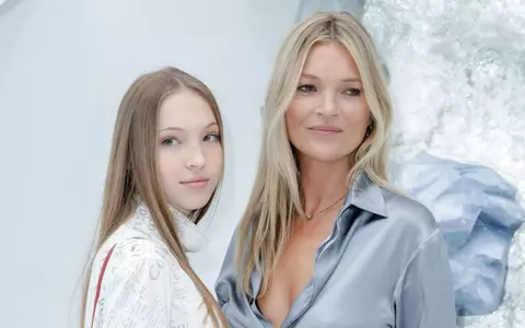 Ce frumoasă e fiica lui Kate Moss! La 17 ani, Lila Grace seamănă leit cu celebra sa mamă