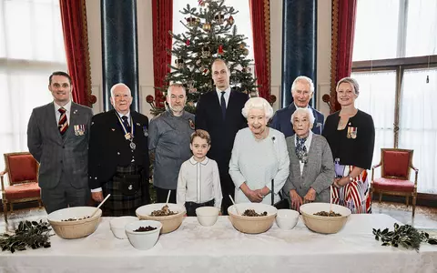 Ce nu au voie să mănânce niciodată membrii familiei regale britanice. Dezvăluirile fostului bucătar de la Palatul Buckingham
