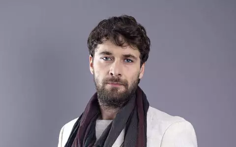 Cine este Șerban Gomoi, noul actor din Sacrificiul. „Trebuie să găsesc un echilibru”