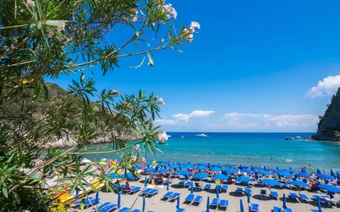 (P) Ischia, comoara neprețuită din Marea Tireniană