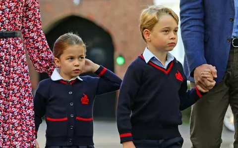 Suspiciune de coronavirus la școala unde învață copiii lui Kate Middleton și ai Prințului William! Patru colegi de-ai lui George și Charlotte sunt deja în carantină