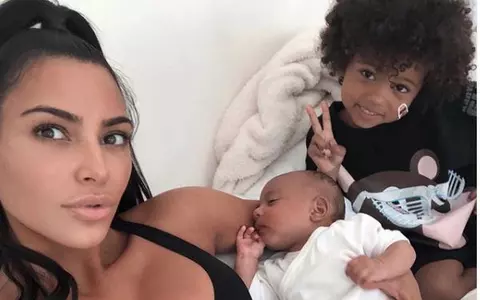 Kim Kardashian șochează din nou! E convinsă că tatăl ei s-a reîncarnat în fiul cel mic: "O femeie medium a venit la mine și mi-a zis că..."