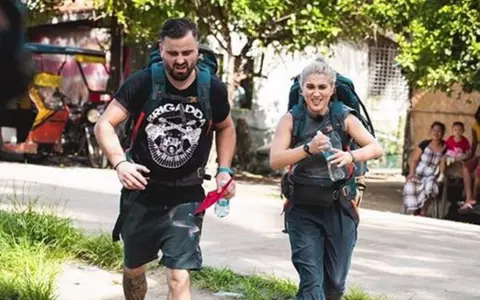 Adda și-a ieșit din minți la Asia Express. S-a certat cu soțul ei la cuțite: „Nu te mai suport! Îmi vine să îți crăp capul. Ești un idiot”