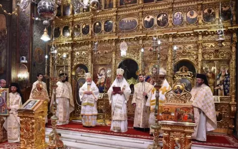 Doi preoţi, doi diaconi şi alţi angajaţi ai unei biserici din Bucureşti, confirmaţi cu Covid-19