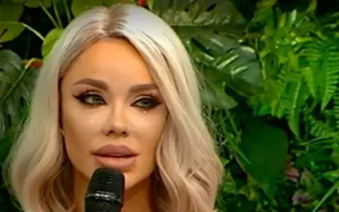 Bianca Drăgușanu, în lacrimi la TV chiar de ziua ei de naștere. De ce a supărat-o Alex Bodi: "Simt că nu mai pot să duc"