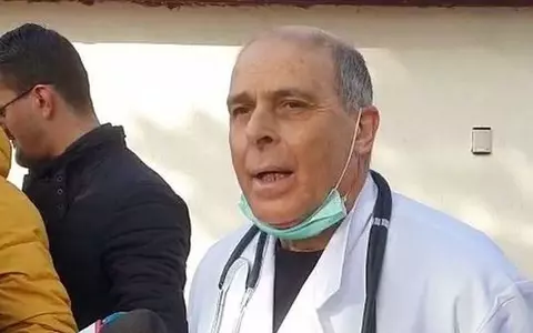 Un medic infecționist ne învață cum să dezinfectăm încălțămintea și hainele, la intrarea în casă, pentru a ne feri de coronavirus