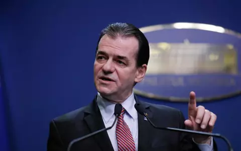 Ludovic Orban: „Bătrânii vor putea ieși doar într-un anumit interval orar din zi”. Magazine și farmacii special amenajate pentru pensionari