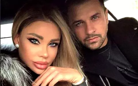 Alex Bodi tocmai s-a întors de la Londra și e obligat să stea în autoizolare, daaar....a fost filmat în mașină cu Bianca Drăgușanu!