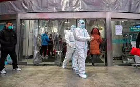Cum se ia Coronavirus. Atenționările medicilor pentru evitarea infectării cu Covid-19: „Virusul se extinde, în principal, de la persoană la persoană prin contact apropiat”