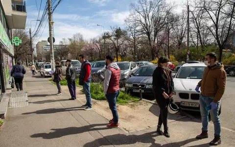 Studenții eroi care livrează pentru cei mai vulnerabili dintre noi, în timpul pandemiei de coronavirus. „M-ați făcut să plâng”