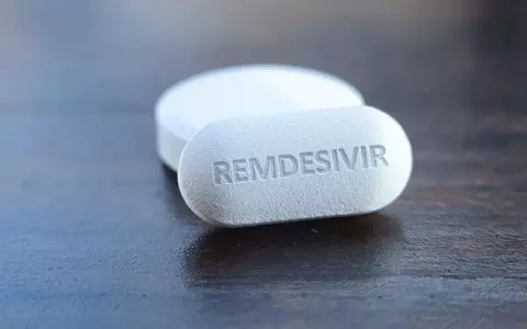Tot ce trebuie să știm despre REMDESIVIR, medicamentul cu rezultate pozitive contra COVID-19. Acest tratament pentru coronavirus este folosit și în România!