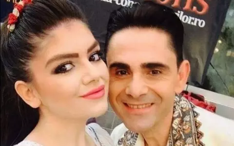 Fiica lui Aurelian Preda are un nou iubit.  Anamaria Rosa se iubește cu un interpret de muzică populară: „Locuim împreună de câteva luni”
