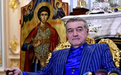 Gigi Becali continuă donațiile pentru lupta împotriva coronaviruslui: ”Fata domnului Streinu Cercel a făcut o listă cu ce era nevoie. Am dus scaune, mese, paturi”