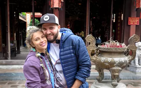 Lora are parte de momente stresante în Bali: „Vom rămâne fără mâncare, curent electric, internet. Trebuie să ne mutăm”