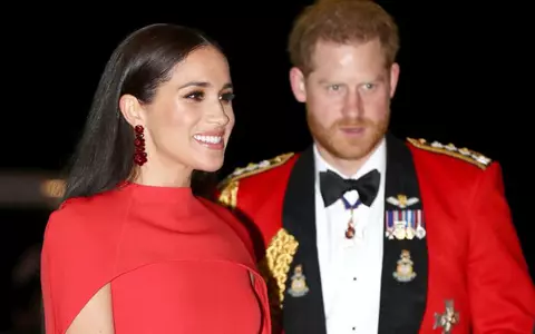 Meghan Markle și Prințul Harry, așa cum nu i-ai mai văzut niciodată. Cum au fost fotografiați în L.A.: îmbrăcați casual și cu măști chirurgicale, nimeni nu i-a recunoscut!
