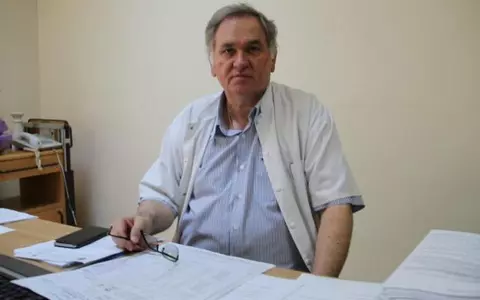 Cum se simte medicul din Deva, infectat cu COVID-19 de un pacient pe care a acceptat să-l consulte, deși nu avea echipament de protecție: "Îmi pare rău că nu pot fi alături de colegii mei!"