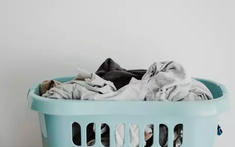 Care sunt textilele care atrag cele mai multe bacterii și cum trebuie spălate