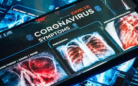 Atenție! Un specialist american în boli infecțioase spune care sunt simptomele care anunță o formă severă de coronavirus: când trebuie să suni urgent la ambulanță
