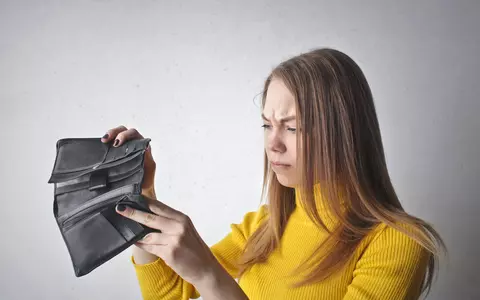 Economii în vremea coronavirusului. Sfaturile specialiștilor pentru a face față cheltuielilor și pentru a economisi pe termen lung