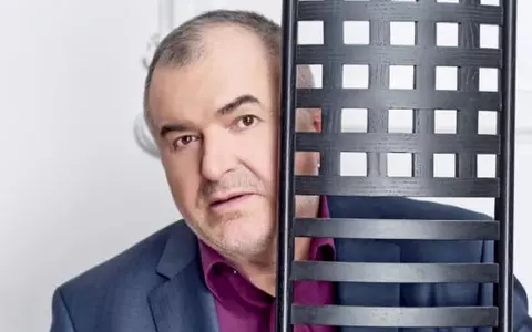 În plină pandemie, Florin Călinescu s-a autoizolat la ferma sa din Argeș: ”Am o gospodărie cu purcei, rațe, bibilici, gâște”